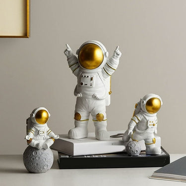 Resin Astronaut Spaceman Statue Ornament Figurine