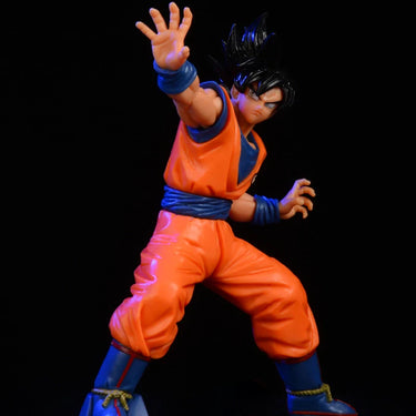 Goku One Hand Raised 22cm Action Figure